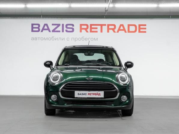 Mini Hatch III (F55/F56) Рестайлинг с пробегом 2018 года, цена 1 499 000 рублей, 131375 км, хэтчбек, Автокод Объявления