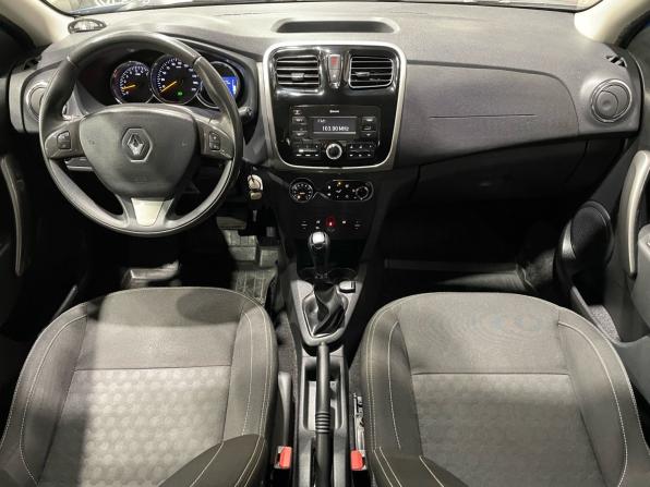 Renault Sandero II с пробегом 2017 года, цена 950 000 рублей, 98276 км, хэтчбек, Автокод Объявления