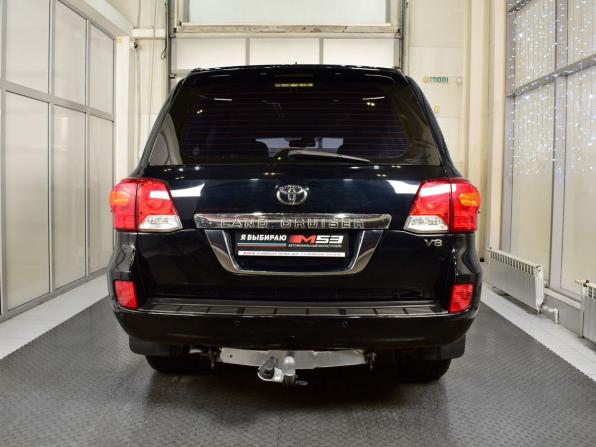 Toyota Land Cruiser 200 Series Рестайлинг 1 с пробегом 2015 года, цена 4 299 995 рублей, 179959 км, внедорожник, Автокод Объявления