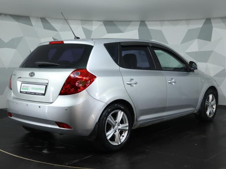 Kia Ceed I Москва  - изображение 5