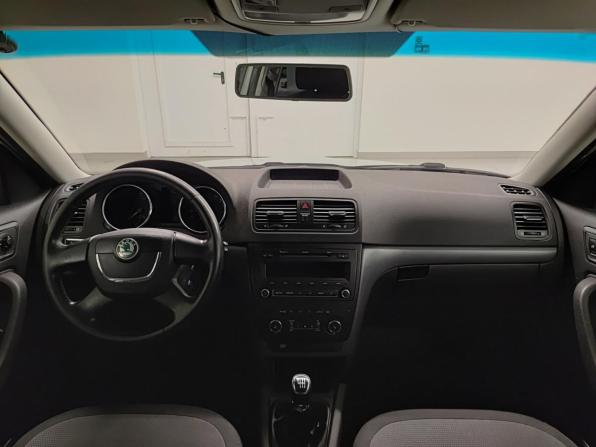 Skoda Yeti I с пробегом 2012 года, цена 696 000 рублей, 230226 км, внедорожник, Автокод Объявления