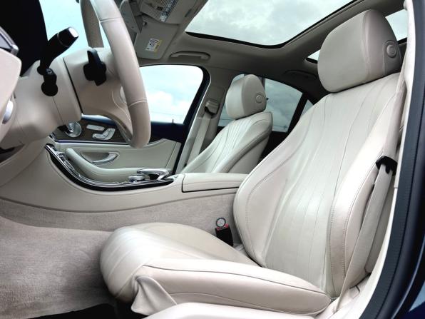 Mercedes-Benz E-Класс V (W213 S213 C238) с пробегом 2018 года, цена 4 350 000 рублей, 62111 км, седан, Автокод Объявления