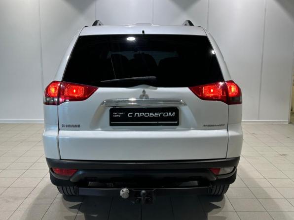 Mitsubishi Pajero Sport II Рестайлинг с пробегом 2014 года, цена 1 760 000 рублей, 253001 км, внедорожник, Автокод Объявления