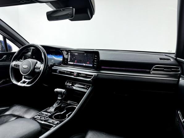 Kia K5 III с пробегом 2021 года, цена 2 499 990 рублей, 67016 км, седан, Автокод Объявления