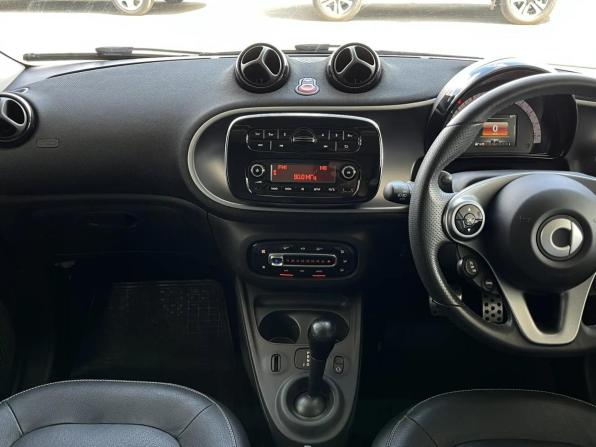Smart Forfour II с пробегом 2016 года, цена 969 000 рублей, 118807 км, хэтчбек, Автокод Объявления