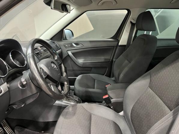 Skoda Yeti I с пробегом 2012 года, цена 1 130 000 рублей, 215030 км, внедорожник, Автокод Объявления