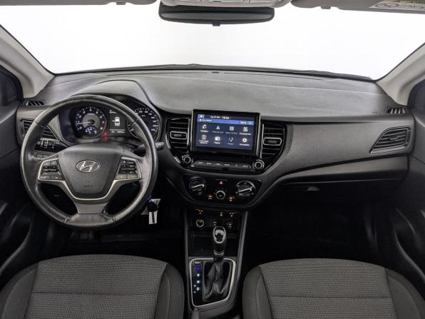 Hyundai Solaris II Рестайлинг с пробегом 2021 года, цена 1 380 000 рублей, 168824 км, седан, Автокод Объявления