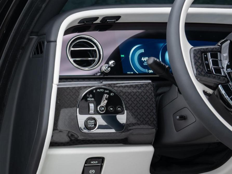 Rolls-Royce Cullinan I Рестайлинг Москва  - изображение 25