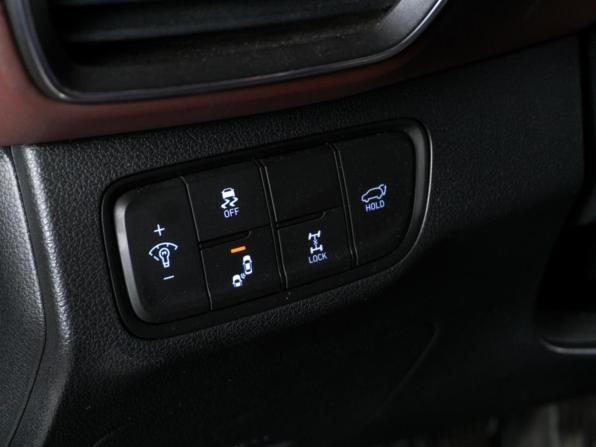 Hyundai Santa Fe IV с пробегом 2020 года, цена 3 599 000 рублей, 111794 км, внедорожник, Автокод Объявления