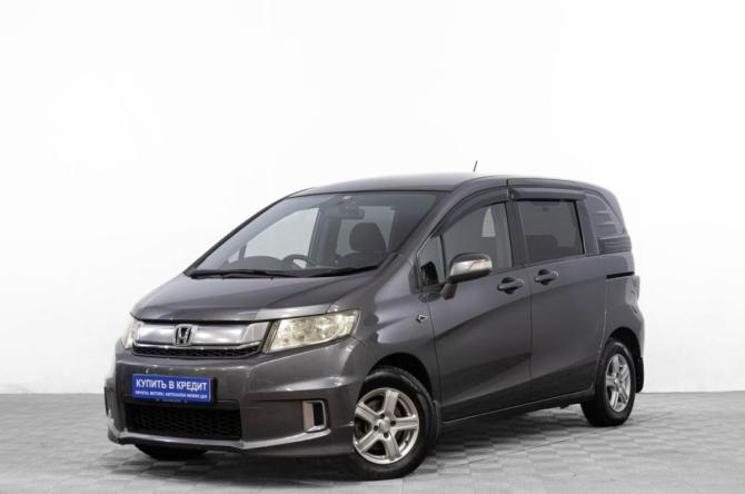 Honda Freed I Рестайлинг 2 с пробегом 2015 года, цена 1 349 000 рублей, 100000 км, компактвэн, Автокод Объявления