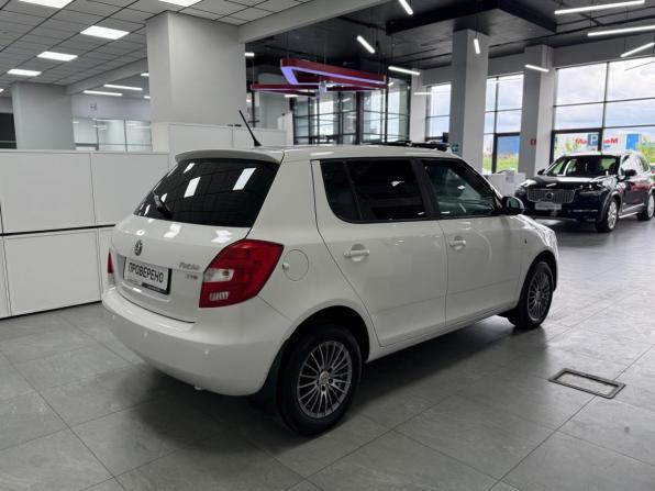 Skoda Fabia II Рестайлинг с пробегом 2011 года, цена 590 000 рублей, 56203 км, хэтчбек, Автокод Объявления