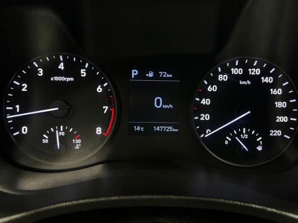Hyundai Solaris II с пробегом 2019 года, цена 1 500 000 рублей, 147000 км, седан, Автокод Объявления