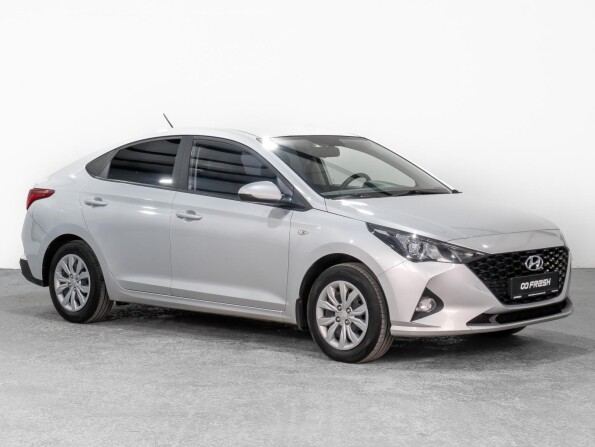 Hyundai Solaris II Рестайлинг с пробегом 2021 года, цена 1 599 000 рублей, 117290 км, седан, Автокод Объявления