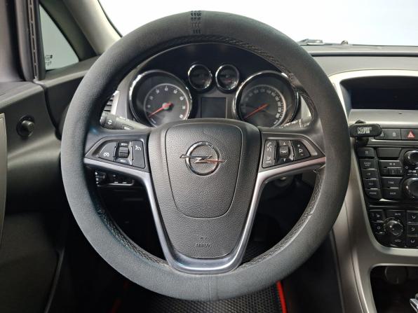 Opel Astra J с пробегом 2011 года, цена 679 000 рублей, 123568 км, хэтчбек, Автокод Объявления