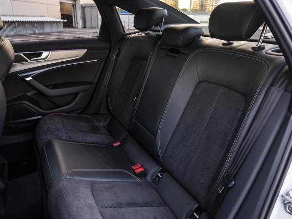 Audi A6 V (C8) с пробегом 2020 года, цена 3 848 000 рублей, 144179 км, седан, Автокод Объявления