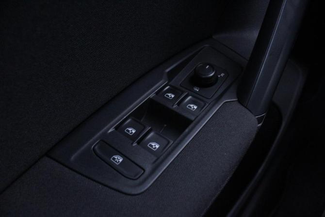Volkswagen Tiguan II с пробегом 2018 года, цена 2 130 000 рублей, 147857 км, внедорожник, Автокод Объявления