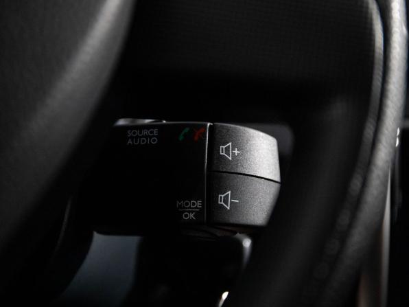 Nissan Terrano III (D10) с пробегом 2020 года, цена 1 625 000 рублей, 36578 км, внедорожник, Автокод Объявления