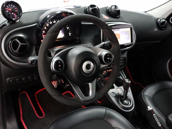 Smart Forfour II с пробегом 2016 года, цена 1 869 000 рублей, 96890 км, хэтчбек, Автокод Объявления