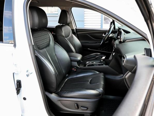 Hyundai Santa Fe IV с пробегом 2019 года, цена 3 412 600 рублей, 89118 км, внедорожник, Автокод Объявления