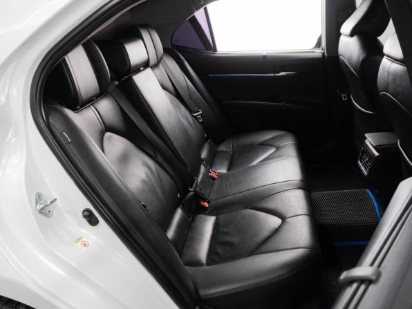 Toyota Camry VIII (XV70) с пробегом 2018 года, цена 2 799 000 рублей, 123232 км, седан, Автокод Объявления