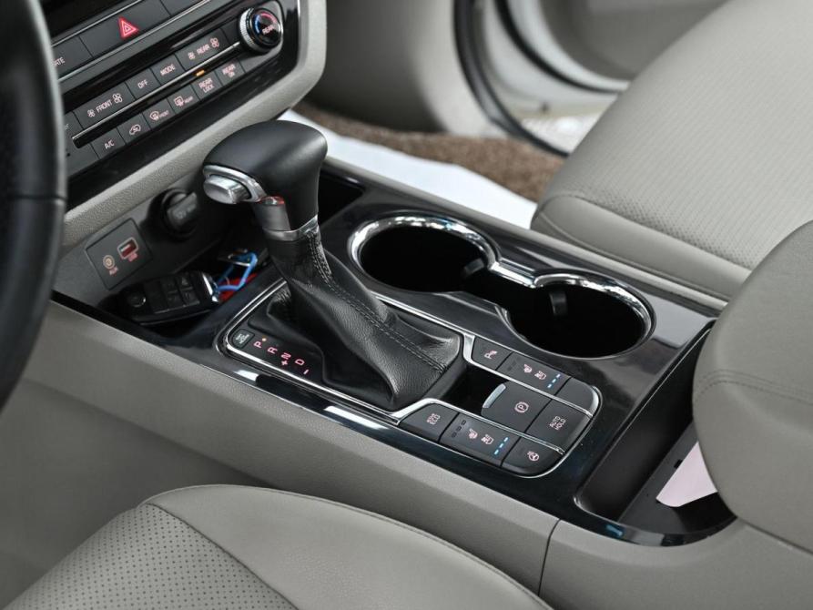 Kia Carnival III Москва  - изображение 18