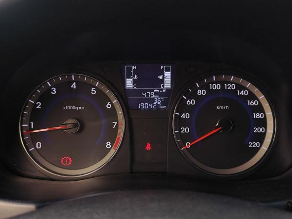 Hyundai Solaris I Рестайлинг с пробегом 2014 года, цена 630 000 рублей, 190421 км, седан, Автокод Объявления