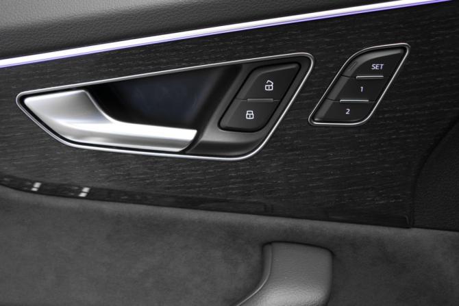 Audi Q8 I (4M) с пробегом 2021 года, цена 7 400 000 рублей, 71640 км, внедорожник, Автокод Объявления