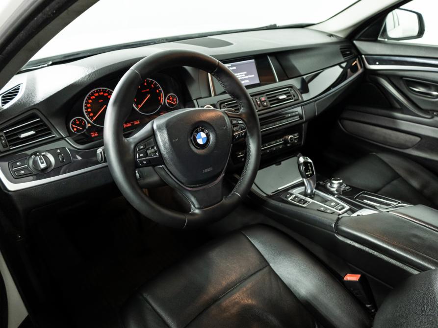 BMW 5 серии VI (F10/F11/F07) Рестайлинг Санкт-Петербург  - изображение 11