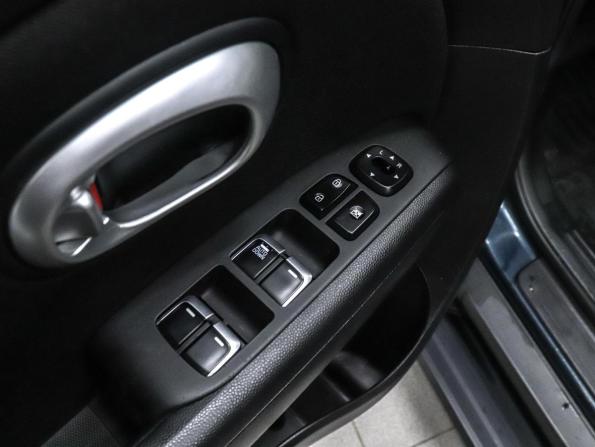 Kia Soul II Рестайлинг с пробегом 2017 года, цена 1 495 000 рублей, 98667 км, хэтчбек, Автокод Объявления