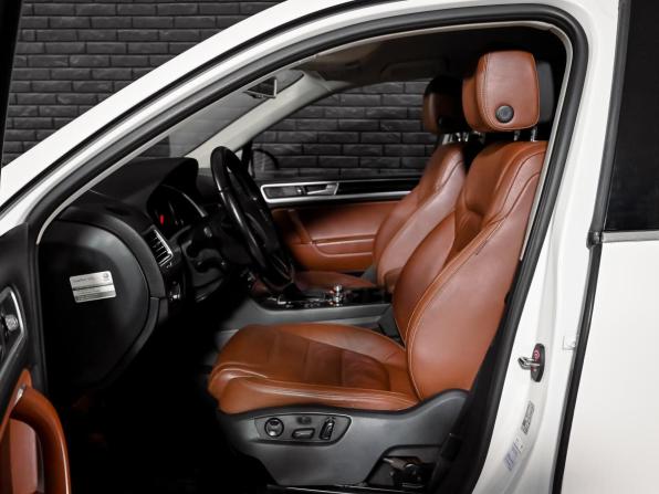 Volkswagen Touareg II Рестайлинг с пробегом 2016 года, цена 3 050 000 рублей, 237179 км, внедорожник, Автокод Объявления