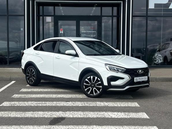 Lada (ВАЗ) Vesta I Рестайлинг (NG) с пробегом 2023 года, цена 1 351 000 рублей, 27000 км, седан, Автокод Объявления