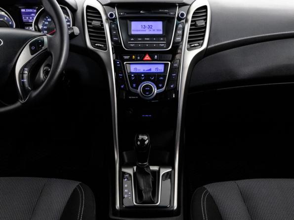 Hyundai i30 II с пробегом 2013 года, цена 875 000 рублей, 206859 км, хэтчбек, Автокод Объявления