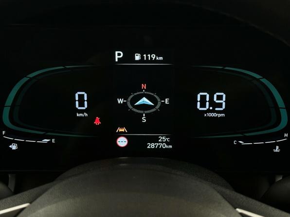 Hyundai Elantra VII (CN7) Рестайлинг с пробегом 2024 года, цена 2 230 000 рублей, 28770 км, седан, Автокод Объявления