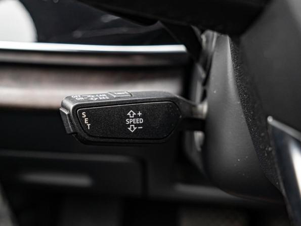 Audi Q8 I (4M) с пробегом 2018 года, цена 5 600 000 рублей, 121978 км, внедорожник, Автокод Объявления
