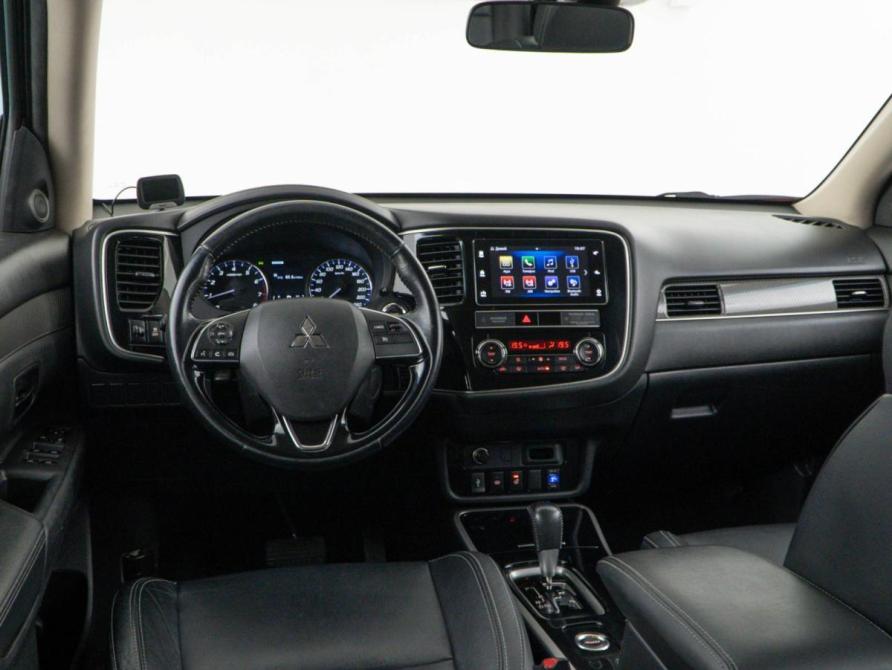 Mitsubishi Outlander III Рестайлинг 3 Москва  - изображение 7
