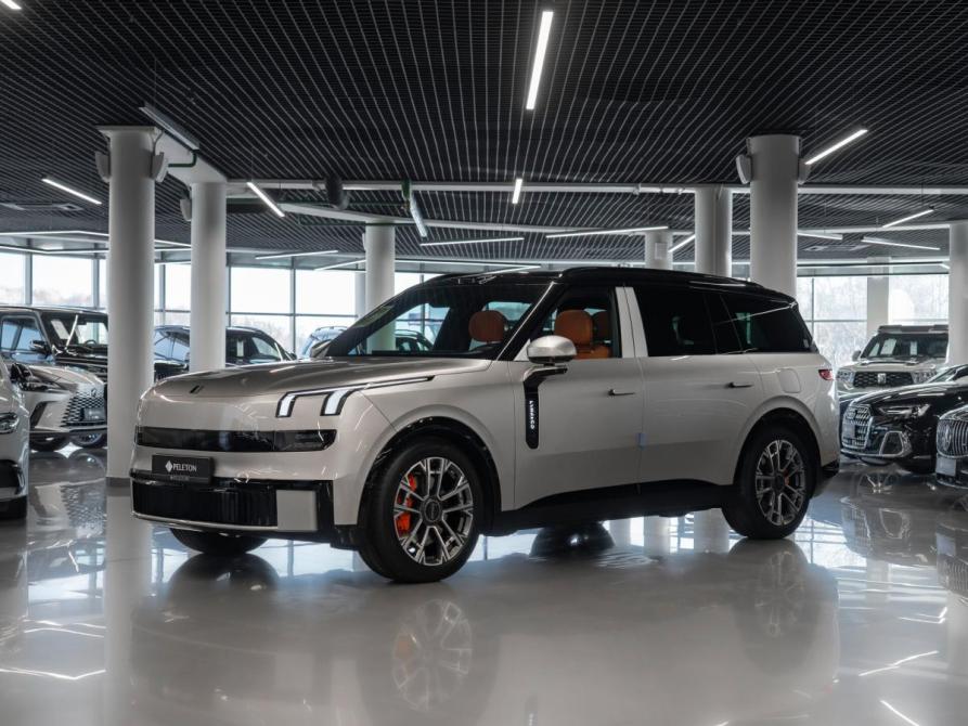 Lynk &amp; Co 900 Москва  - изображение 1