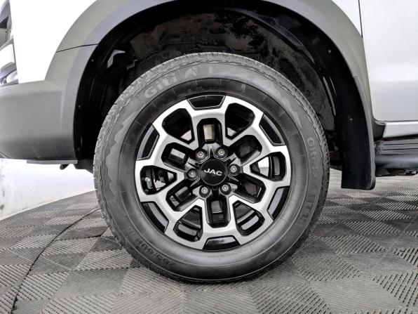 JAC T9 с пробегом 2024 года, цена 2 840 000 рублей, 39147 км, offers.body_type.unknown, Автокод Объявления