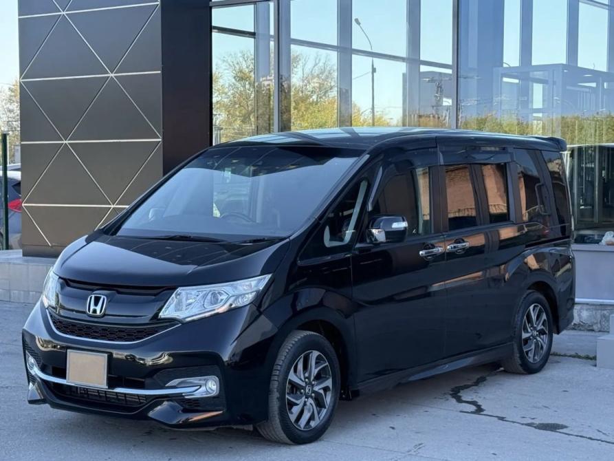 Honda Stepwgn V Новосибирск  - изображение 1