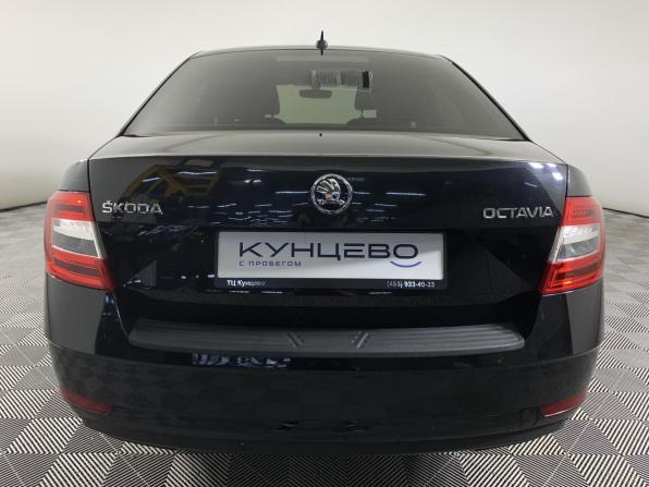Skoda Octavia III (A7) Рестайлинг с пробегом 2018 года, цена 1 579 000 рублей, 161922 км, лифтбек, Автокод Объявления