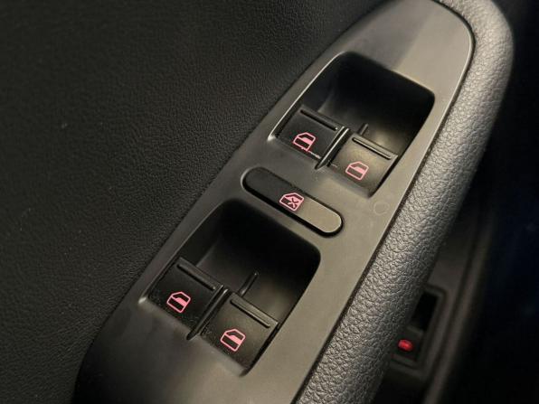 Volkswagen Jetta VI Рестайлинг с пробегом 2015 года, цена 1 230 000 рублей, 148413 км, седан, Автокод Объявления