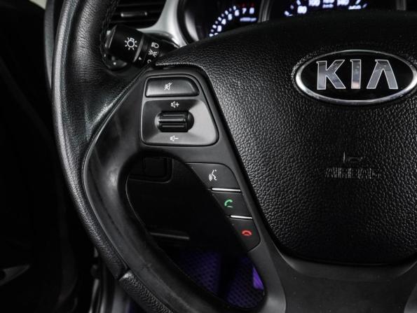 Kia Ceed II Рестайлинг с пробегом 2018 года, цена 1 347 000 рублей, 97817 км, хэтчбек, Автокод Объявления
