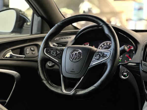 Opel Insignia I Рестайлинг с пробегом 2013 года, цена 1 210 000 рублей, 154693 км, седан, Автокод Объявления
