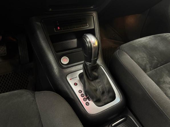 Volkswagen Tiguan I Рестайлинг с пробегом 2015 года, цена 1 599 000 рублей, 169210 км, внедорожник, Автокод Объявления