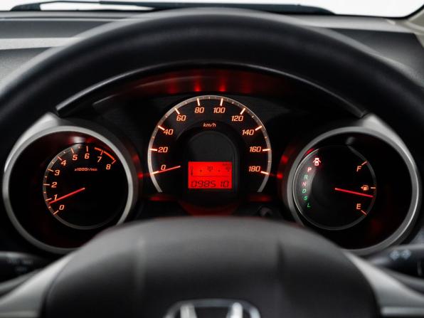 Honda Fit II с пробегом 2010 года, цена 799 500 рублей, 98510 км, хэтчбек, Автокод Объявления