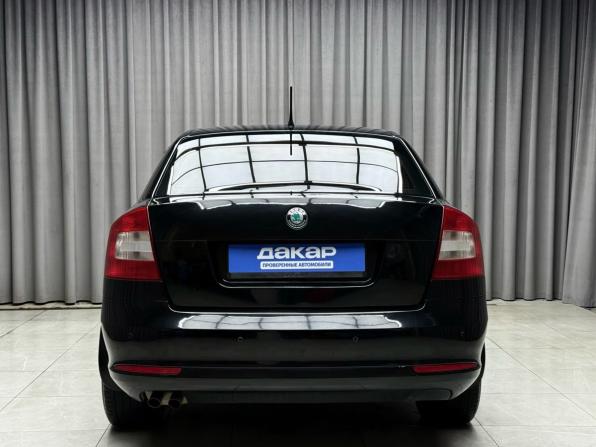 Skoda Octavia II (A5) Рестайлинг с пробегом 2012 года, цена 699 000 рублей, 235000 км, лифтбек, Автокод Объявления