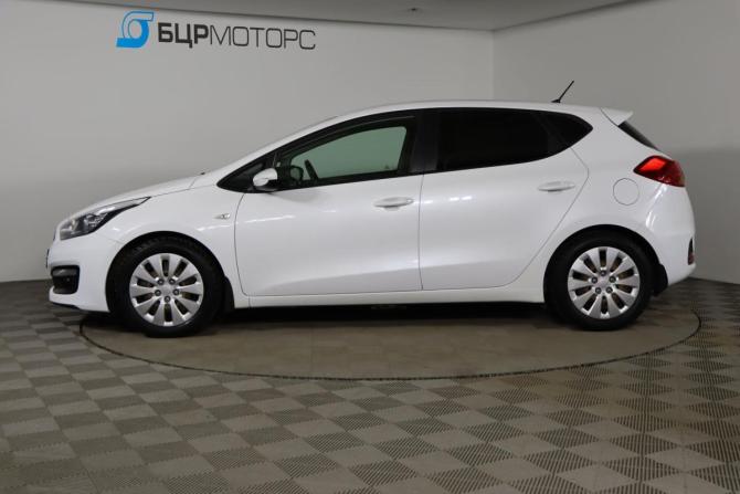 Kia Ceed II Рестайлинг с пробегом 2016 года, цена 1 189 990 рублей, 123124 км, хэтчбек, Автокод Объявления