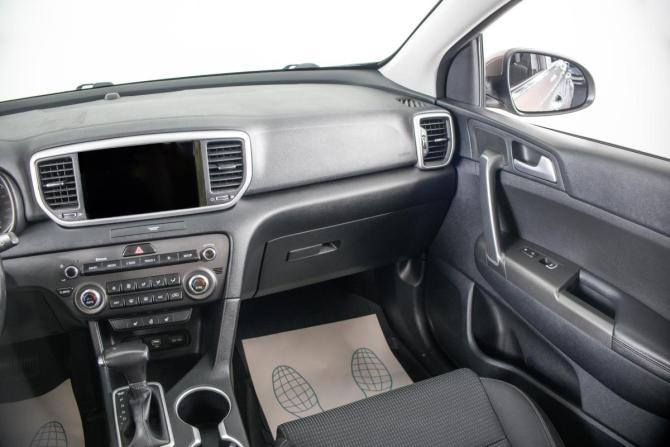 Kia Sportage IV Рестайлинг с пробегом 2021 года, цена 2 699 000 рублей, 99000 км, внедорожник, Автокод Объявления
