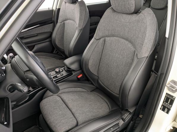 Mini Clubman II Рестайлинг с пробегом 2021 года, цена 3 030 000 рублей, 35918 км, универсал, Автокод Объявления