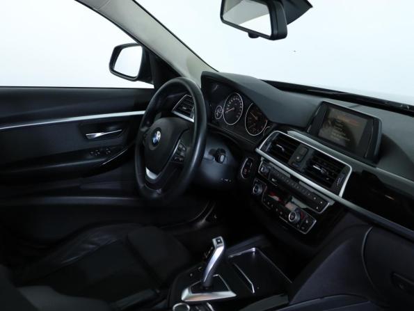 BMW 3 серии VI (F3x) Рестайлинг с пробегом 2016 года, цена 2 175 000 рублей, 131693 км, седан, Автокод Объявления