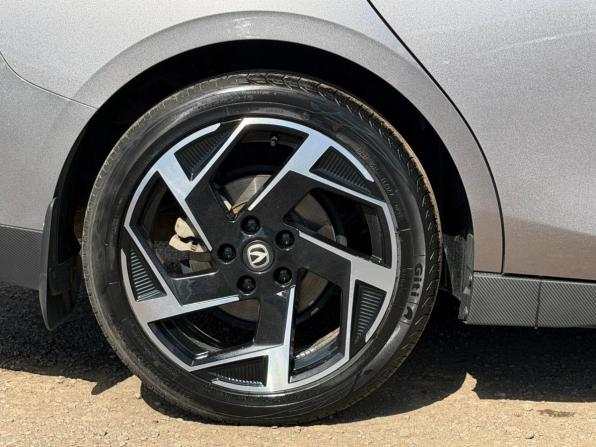 Changan Lamore с пробегом 2023 года, цена 1 965 000 рублей, 28862 км, седан, Автокод Объявления